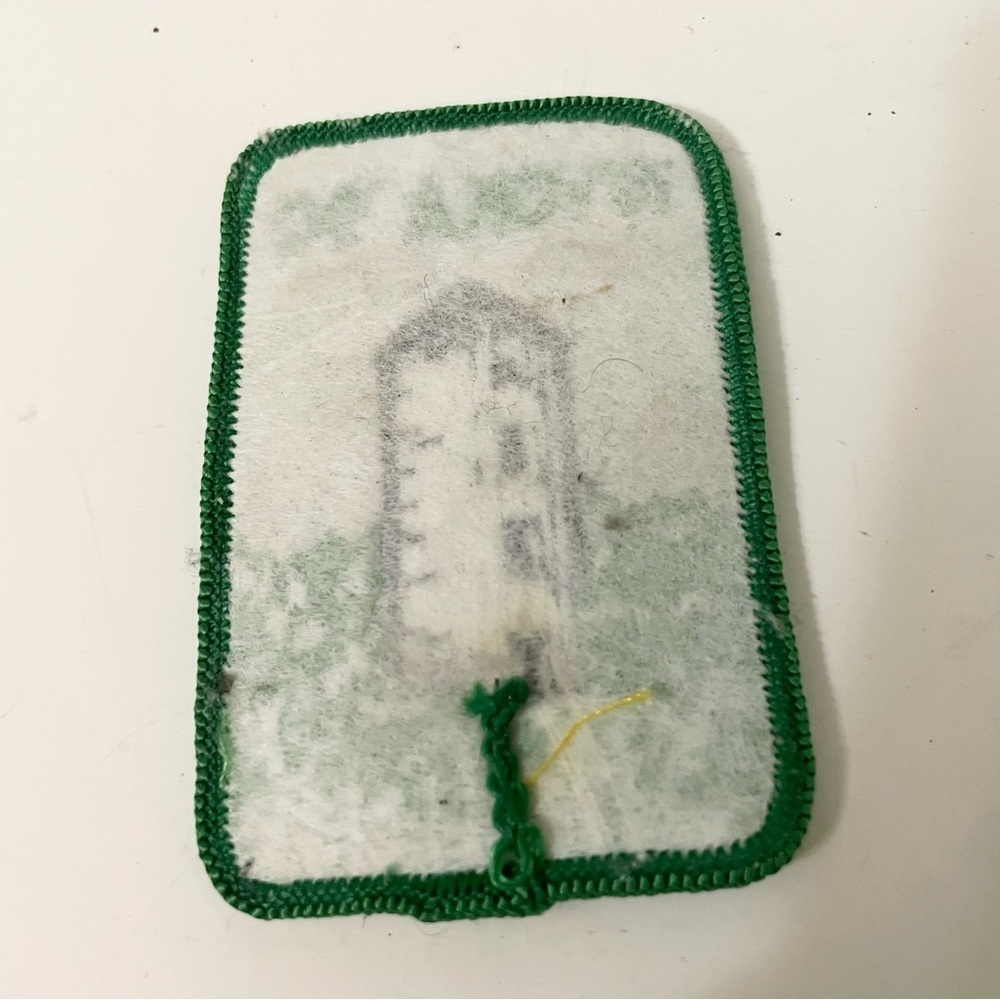Vintage 1990 Camp Wyoka Girl Guides Guide Patch Badge - Picture 7 of 7
